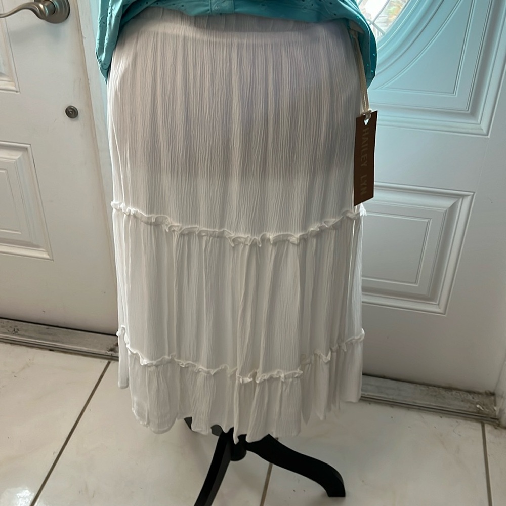 A white long summer part skirt. Large.